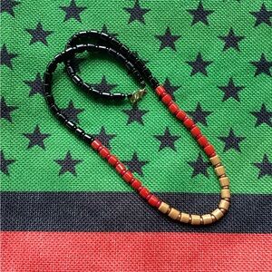 Men’s Native American Puka Necklace🖤